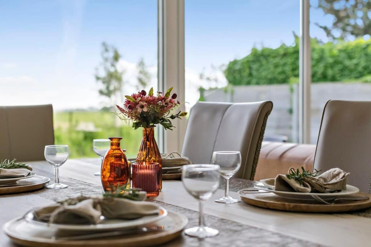 デ ハーン Huswell - Bungalow With Garden At 5 Minutes From The Beachヴィラ エクステリア 写真