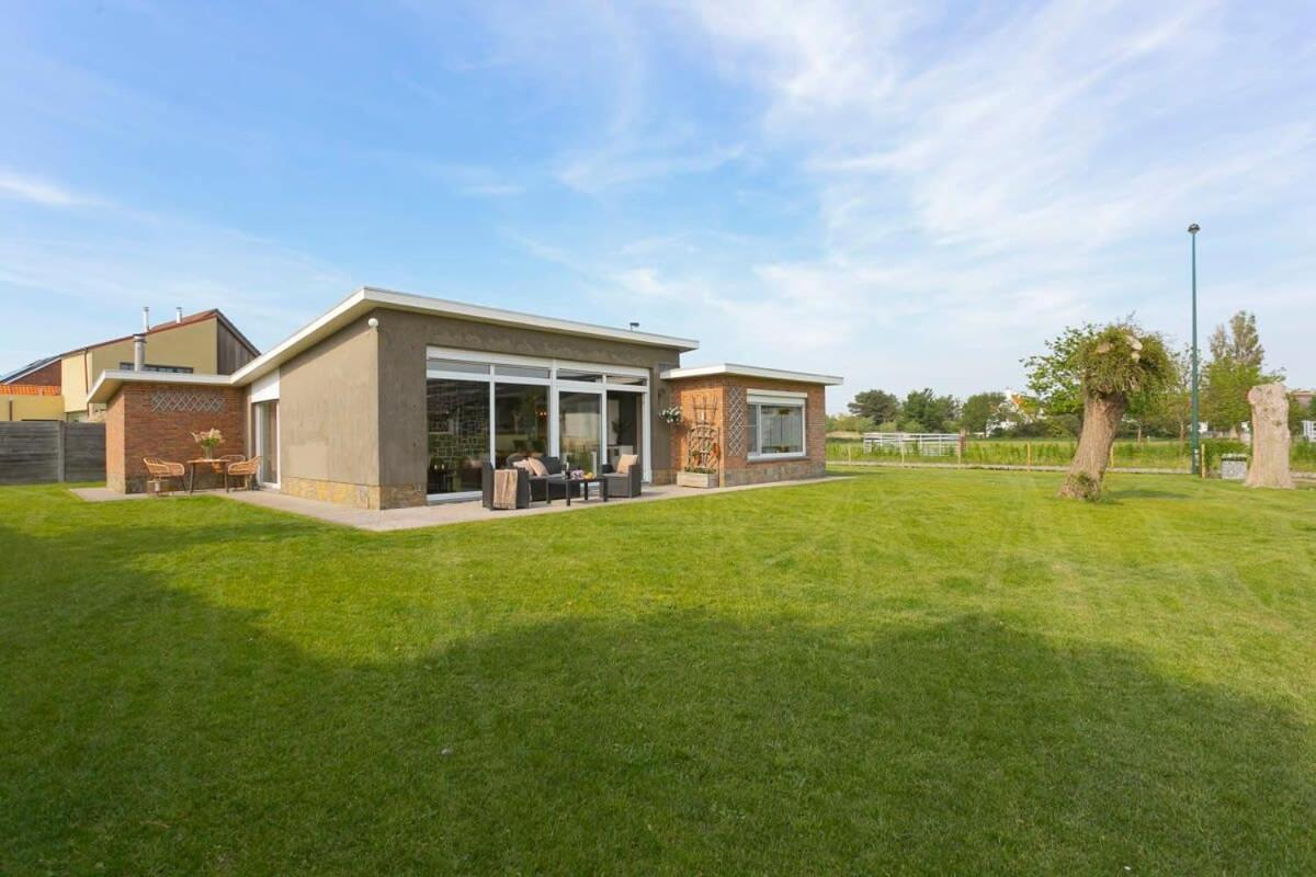 デ ハーン Huswell - Bungalow With Garden At 5 Minutes From The Beachヴィラ エクステリア 写真