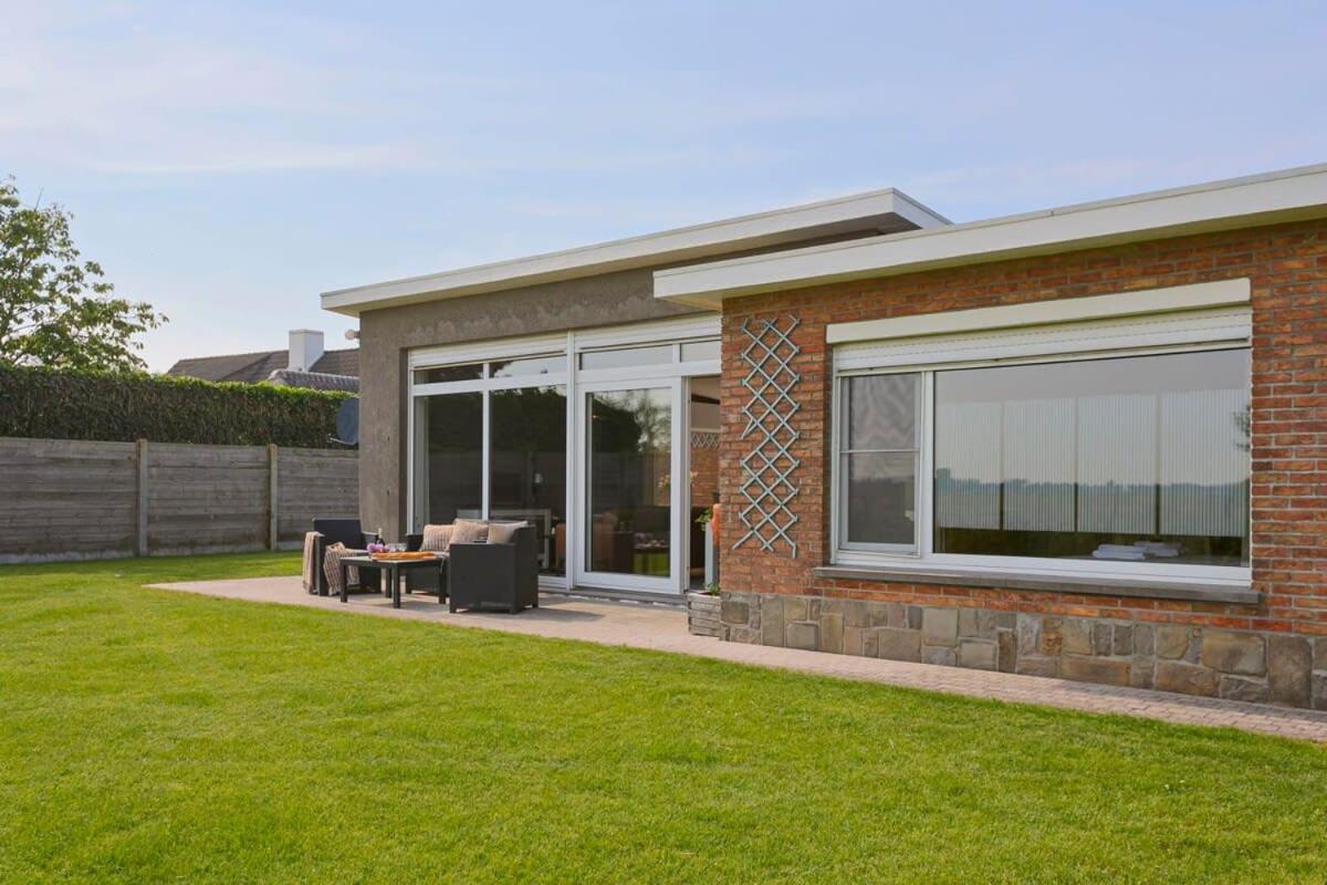デ ハーン Huswell - Bungalow With Garden At 5 Minutes From The Beachヴィラ エクステリア 写真
