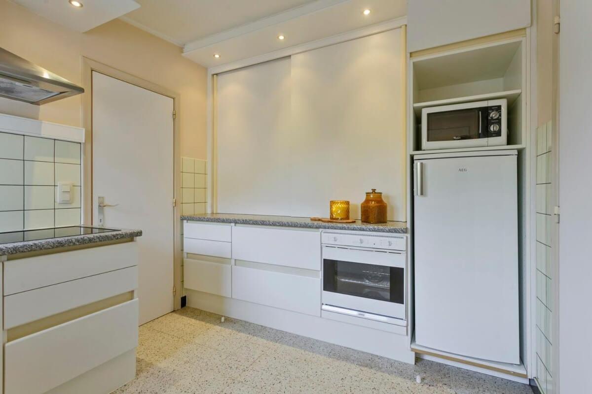 デ ハーン Huswell - Bungalow With Garden At 5 Minutes From The Beachヴィラ エクステリア 写真